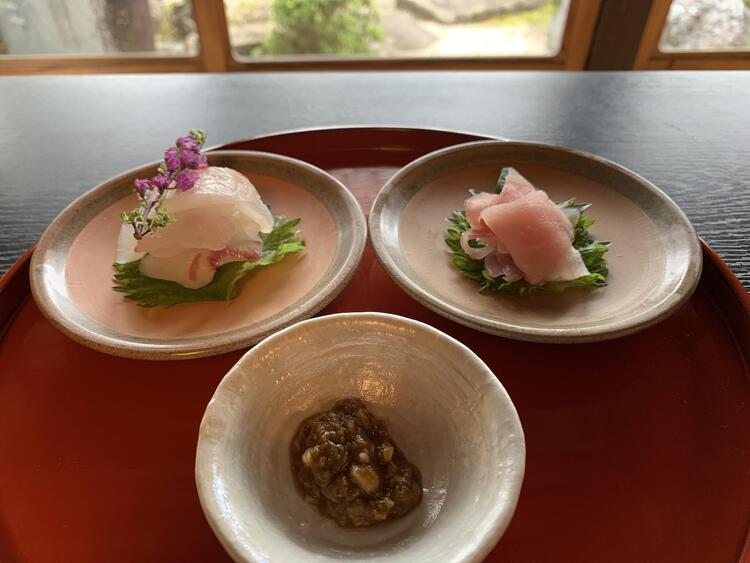 鯛と鮒のお刺身　醤酢和え
