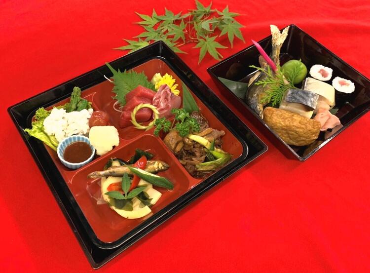 やまりゅう川床 弁当 2300円 要予約_(2).jpg